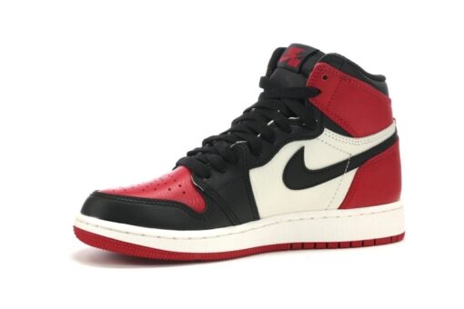 Nike Air Jordan 1 Retro High OG BG 'Bred Toe' Iconic Sneaker