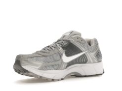 Nike Zoom Vomero 5 Cool Grey Iconic Sneaker