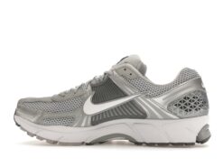 Nike Zoom Vomero 5 Cool Grey Iconic Sneaker