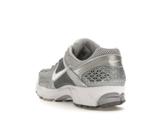 Nike Zoom Vomero 5 Cool Grey Iconic Sneaker