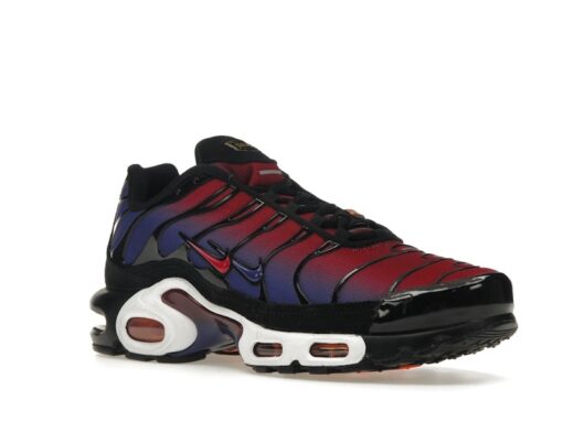 Nike Patta x FC Barcelona x Air Max Plus 'Culers del Món' Unfading Sneaker