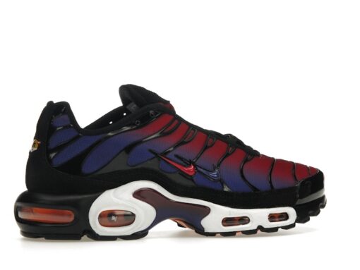 Nike Patta x FC Barcelona x Air Max Plus 'Culers del Món' Unfading Sneaker