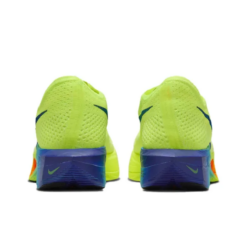 Zoomx Vaporfly 3 Fast Pack Unfading Sneaker