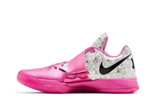 Nike KD 4 Aunt Pearl Unfading Sneaker