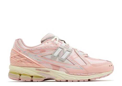 New Balance 1906 U Lunar New Year Shell Pink Iconic Sneaker