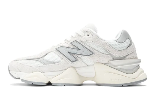 New Balance 9060 Moonbeam Sea Salt Iconic Sneaker