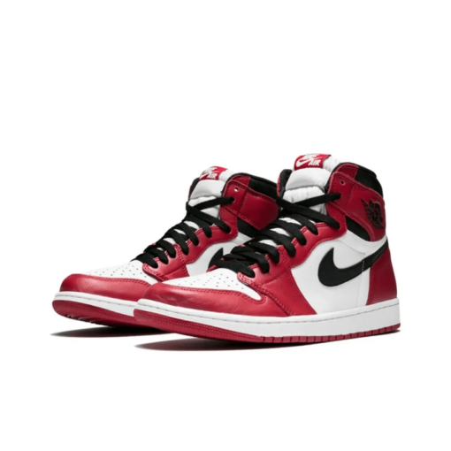 Air Jordan 1 Retro High OG 'Chicago' 2015 Iconic Sneaker