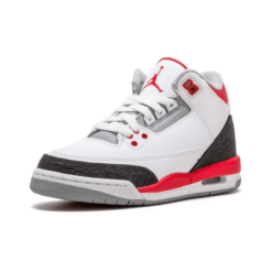 Air Jordan 3 Retro ‘Fire Red’ 2013 Classic Kicks