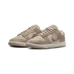 Wmns Dunk Low Sand Drift Unfading Sneaker