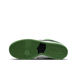 Sb Dunk Low Classic Green Iconic Sneaker