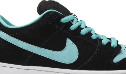 SB Dunk Low Clear Jade Unfading Sneaker