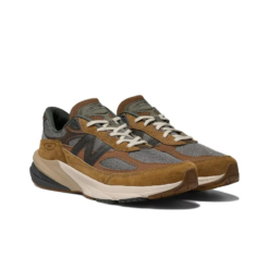 New Balance 990v6 Carhartt Wip Sculpture Center Iconic Sneaker