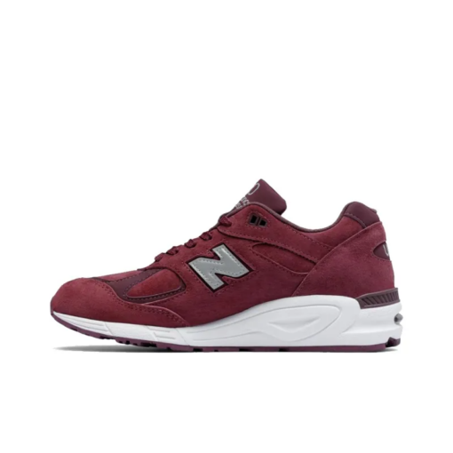 New Balance 990 Burgundy Iconic Sneaker